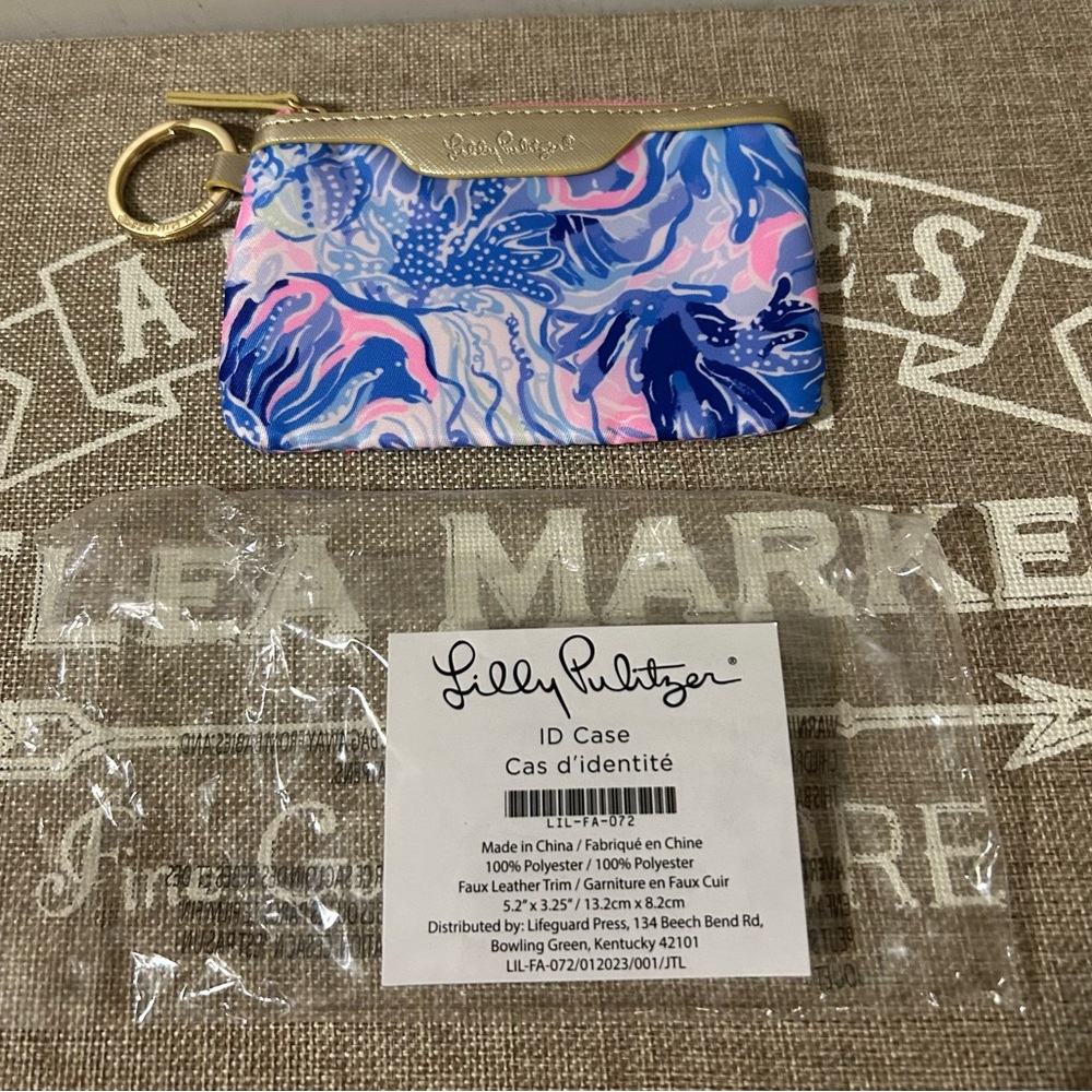 Lilly Pulitzer Vibrant Blue and Pink Key Holder